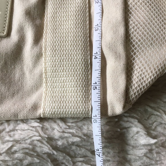 Canvas backpack. - Picture 3 of 9